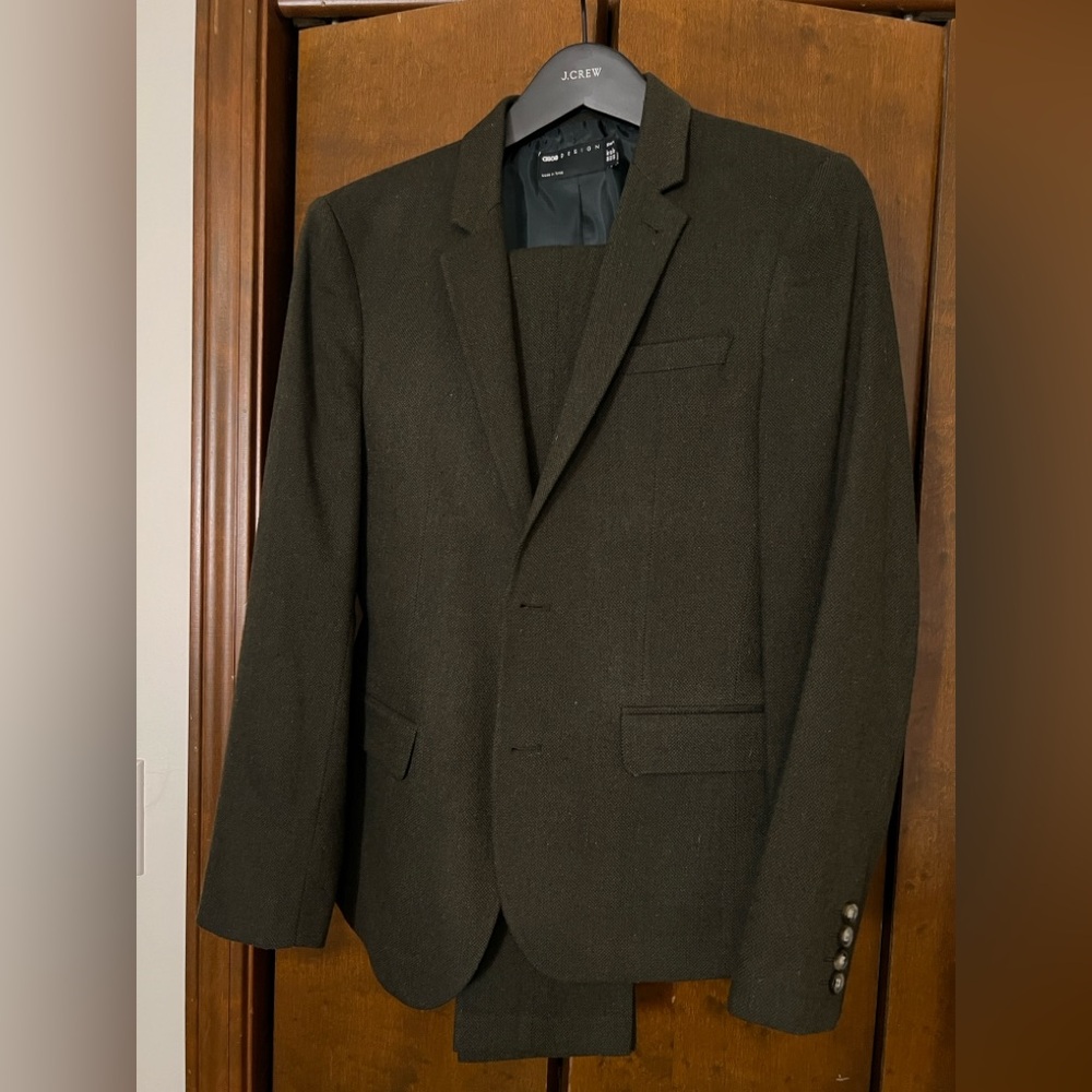 ASOS Men's Dark Olive Suit